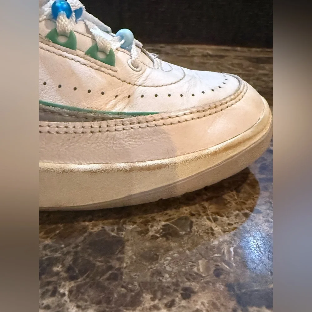 Nike. Wmns Air Jordan 2 Retro 'Crystal Mint'. Size 8.
